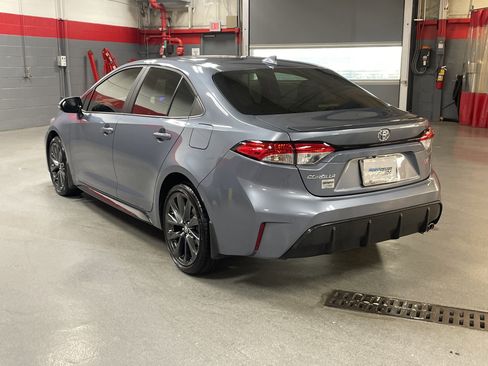 Used 2026 Toyota Corolla SE FWD image 8