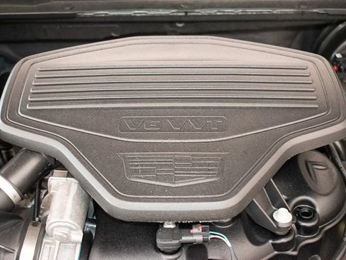 Used 2021 Cadillac XT5 Luxury w/ LPO, Floor Liner Package AWD/4WD image 4