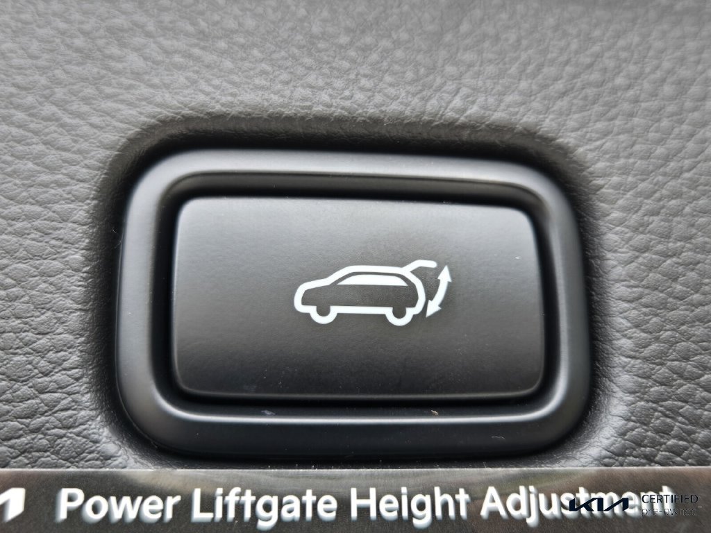 Certified 2025 Kia Seltos SX AWD/4WD image 15