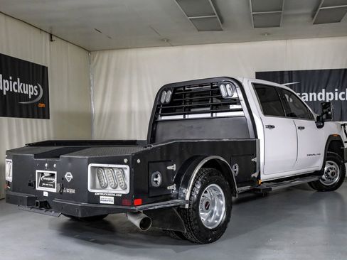 Used 2021 GMC Sierra 3500 Denali w/ Denali Ultimate Package image 8