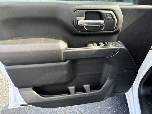 New 2024 GMC Sierra 2500 Pro w/ Convenience Package image 19