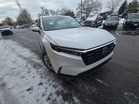 Certified 2023 Honda CR-V LX image 8