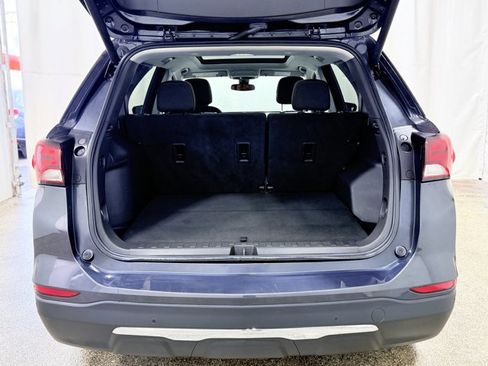 Used 2023 Chevrolet Equinox LT AWD/4WD image 10