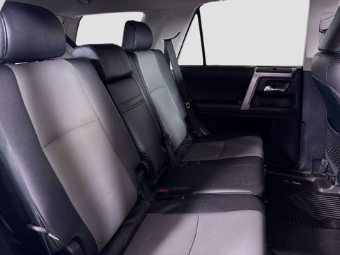 Used 2020 Toyota 4Runner SR5 Premium w/ Moonroof Package image 30