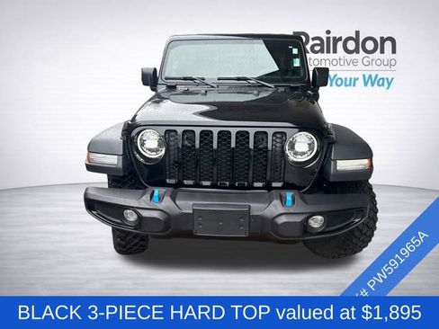Used 2023 Jeep Wrangler Unlimited image 2