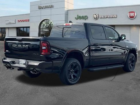 New 2026 RAM 1500 4x4 Crew Cab image 7