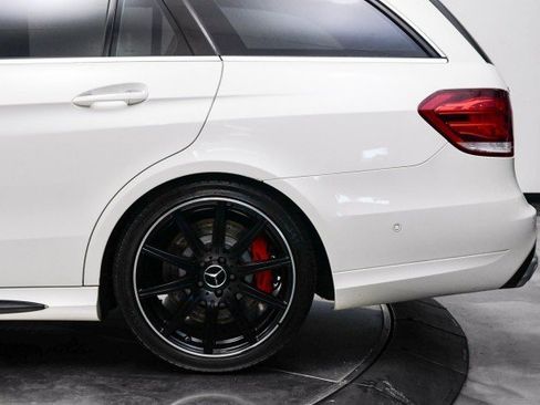 Used 2014 Mercedes-Benz E 63 AMG S-Model image 27