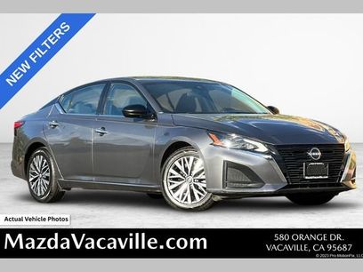 Used 2024 Nissan Altima 2.5 SV