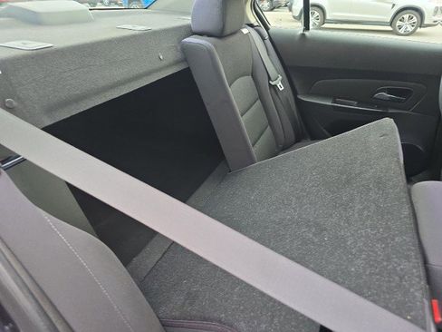 Used 2014 Chevrolet Cruze LT image 38