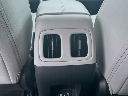 Used 2025 Hyundai Tucson SEL FWD image 22