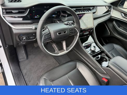 Used 2023 Jeep Grand Cherokee 4WD 4xe image 18