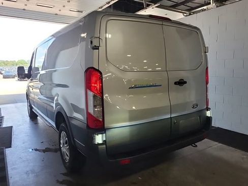 Used 2023 Ford E-Transit Low Roof RWD image 3