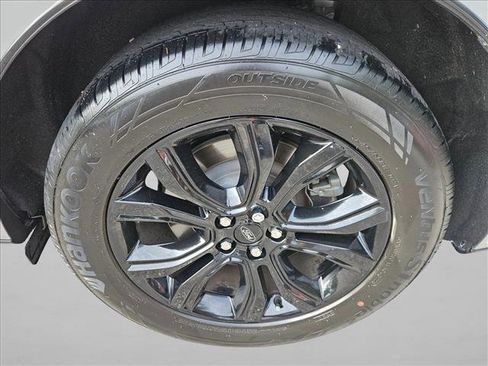 Certified 2024 Ford Edge SE w/ Black Appearance Package AWD/4WD image 23