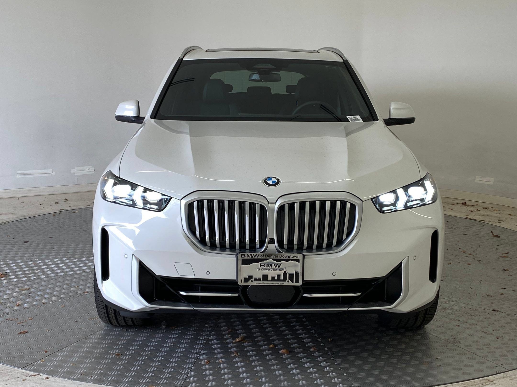 Used 2026 BMW X5 xDrive40i w/ Premium Package AWD/4WD image 5