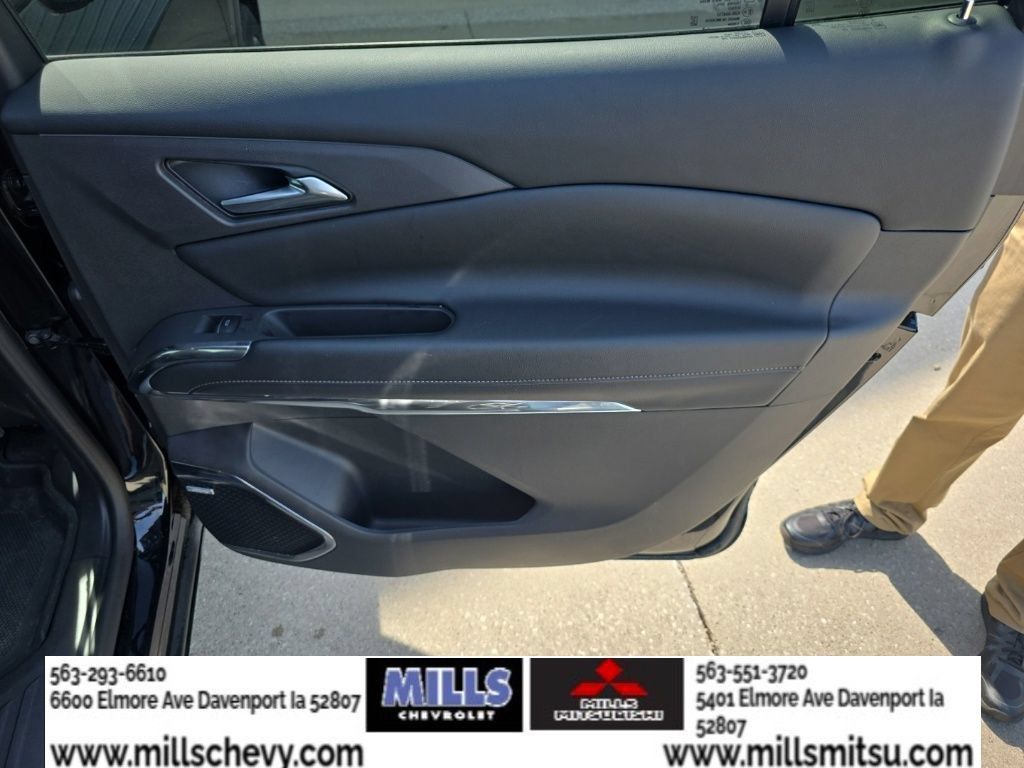 Used 2026 Chevrolet Traverse High Country w/ LPO, Floor Liner Package AWD/4WD image 19