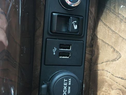 Used 2018 INFINITI QX80 4WD w/ Deluxe Technology Package image 32