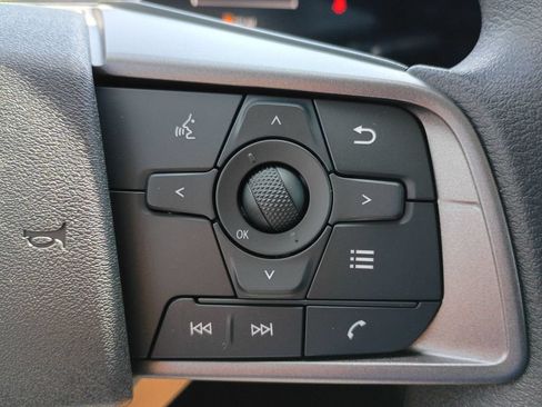 New 2026 Nissan Sentra SV w/ Floor Mat Package FWD image 33