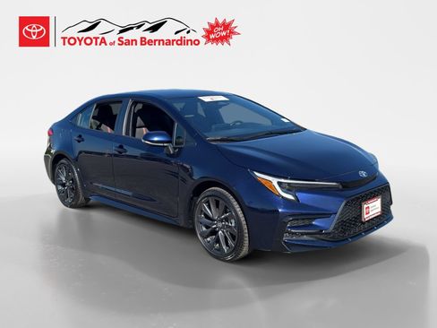 Certified 2026 Toyota Corolla SE FWD image 7