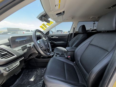 Used 2024 Kia Seltos SX AWD/4WD image 11
