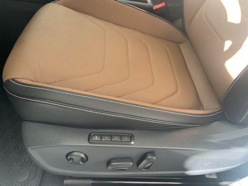 New 2026 Volkswagen Jetta SEL image 14