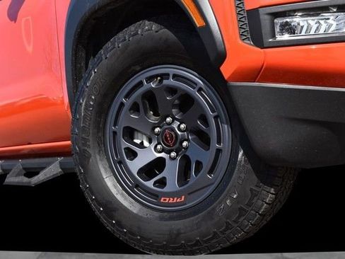 Certified 2025 Nissan Frontier Pro-X w/ Pro Convenience Package RWD image 3