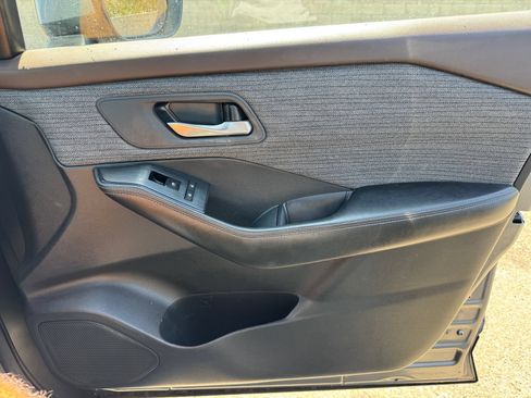 Used 2023 Nissan Rogue SV AWD/4WD image 20