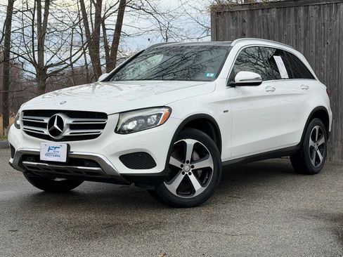 Used 2016 Mercedes-Benz GLC 300 4MATIC image 1