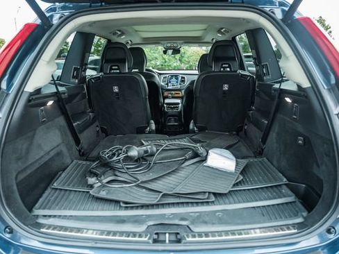 Certified 2023 Volvo XC90 T8 Plus w/ Protection Package Premier AWD/4WD image 10