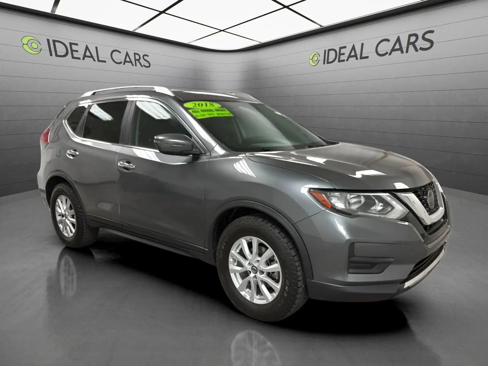 Used 2018 Nissan Rogue SV AWD/4WD image 3