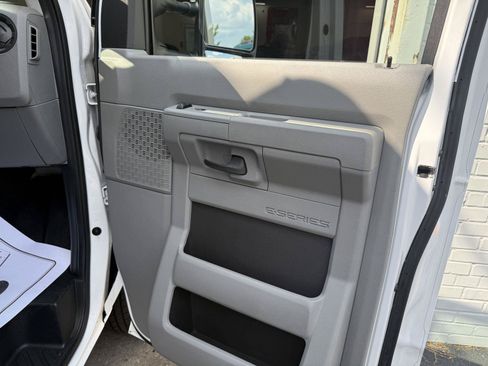 Used 2023 Ford E-350 and Econoline 350 Super Duty w/ Power Windows & Locks Group RWD image 31