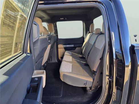 Used 2023 Ford F150 XLT image 28