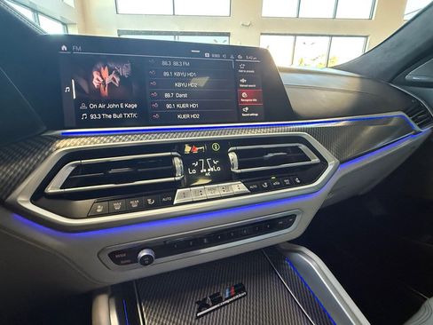 Used 2022 BMW X6 M Competition w/ Competition Package image 29