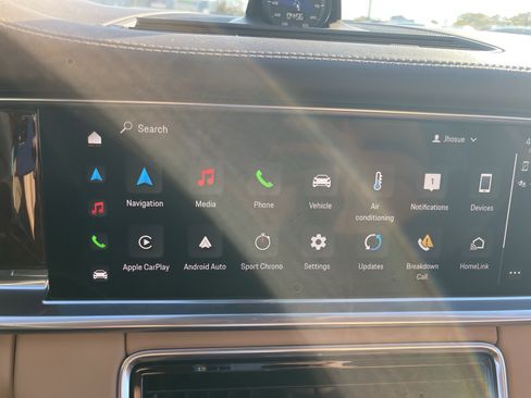 Used 2023 Porsche Panamera GTS image 24