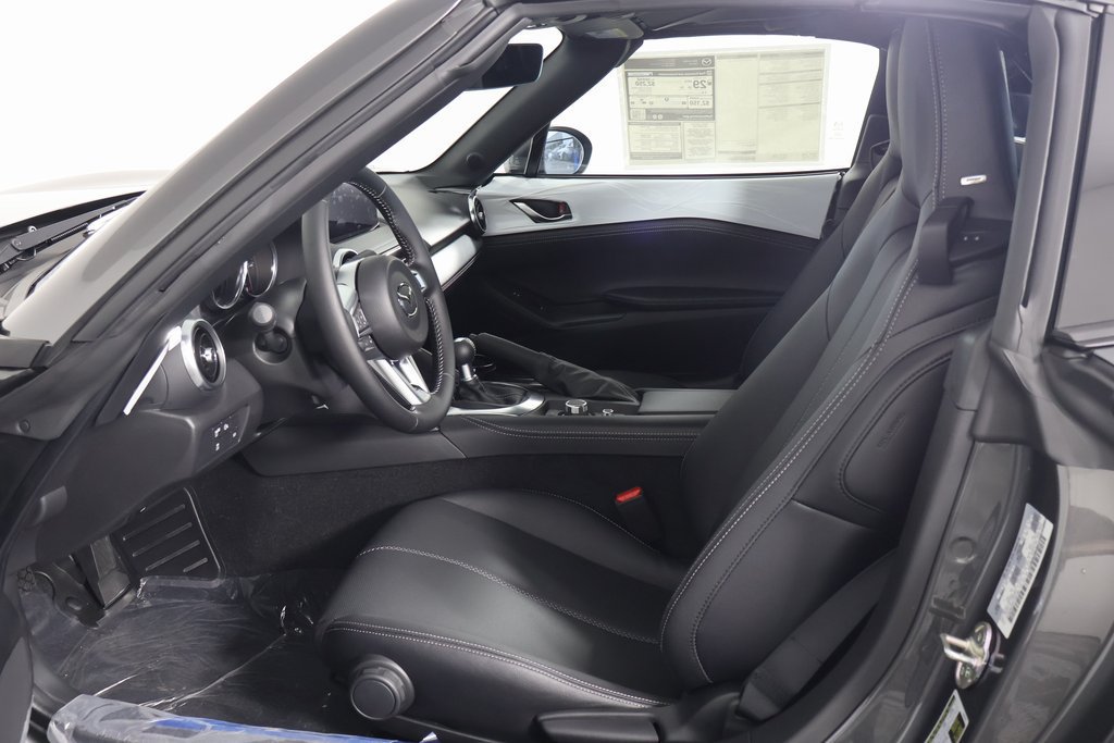 Used 2026 MAZDA MX-5 Miata RF Grand Touring RWD image 5