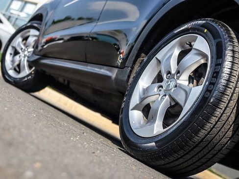 Used 2020 Honda HR-V LX image 19