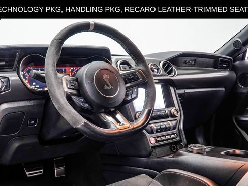 Used 2022 Ford Mustang Shelby GT500 w/ Technology Package RWD image 5