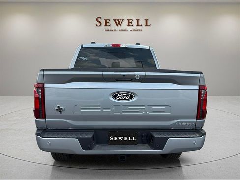 New 2025 Ford F150 XLT w/ Equipment Group 302A MID image 4