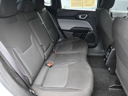 Used 2025 Jeep Compass Sport AWD/4WD image 30