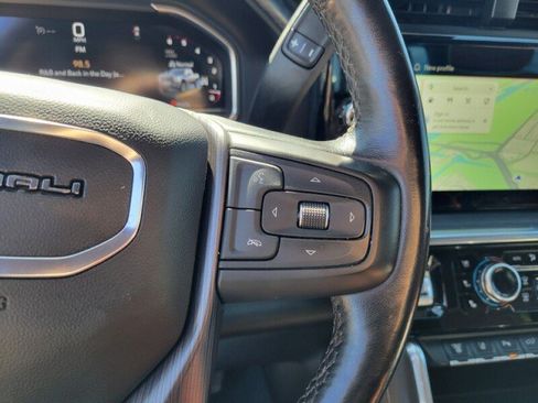 Used 2025 GMC Sierra 2500 Denali Ultimate AWD/4WD image 12