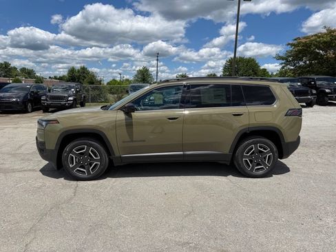 New 2026 Jeep Cherokee Laredo AWD/4WD image 9