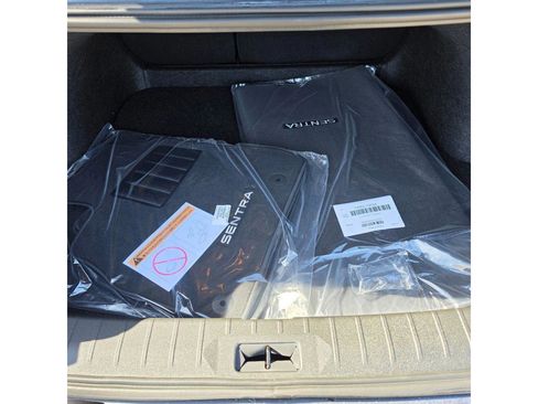 New 2026 Nissan Sentra SR w/ Floor Mat Package FWD image 29