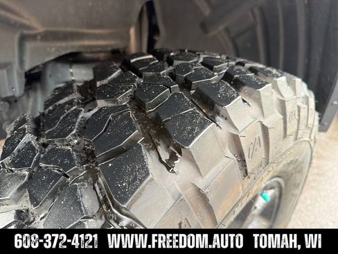 Used 2022 Jeep Wrangler Sport AWD/4WD image 29