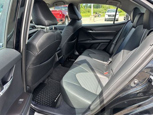 Used 2024 Toyota Camry SE FWD image 15