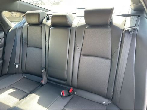 Used 2022 Honda Accord Sport image 41