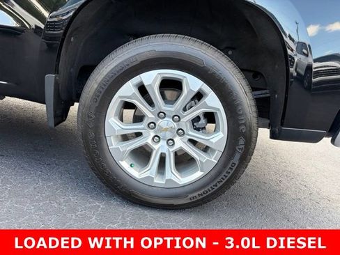 Used 2024 Chevrolet Silverado 1500 LTZ AWD/4WD image 10