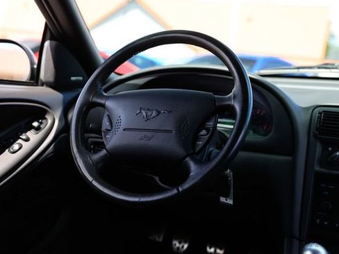 Used 2001 Ford Mustang GT image 25