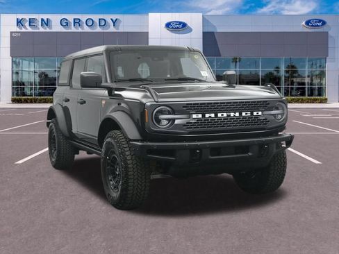 New 2026 Ford Bronco Badlands AWD/4WD image 1