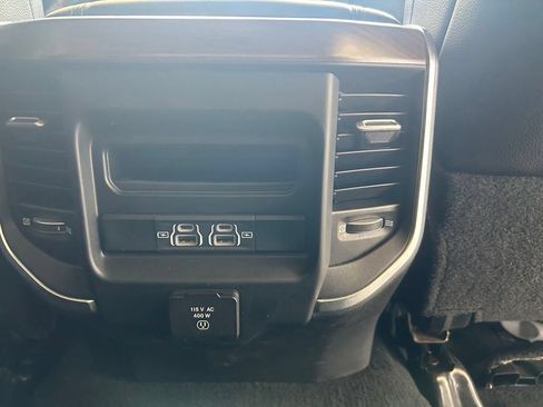 Used 2023 RAM 2500 Laramie AWD/4WD image 36