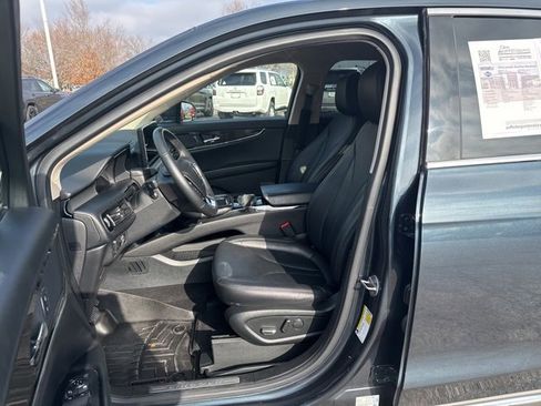 Used 2022 Lincoln Nautilus AWD image 13