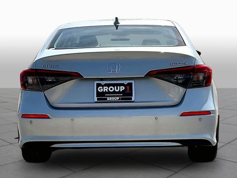 Used 2022 Honda Civic Touring image 5